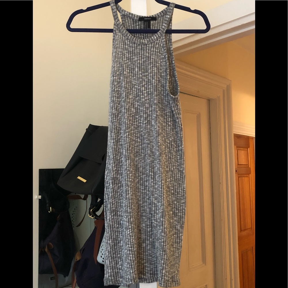 Size M Forever 21 knitted dress